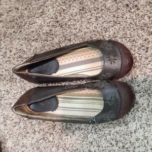 Womens flats
